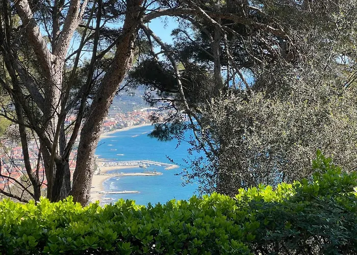 度假居 Torre Alpicella - Essenza Di Riviera Holiday Home *