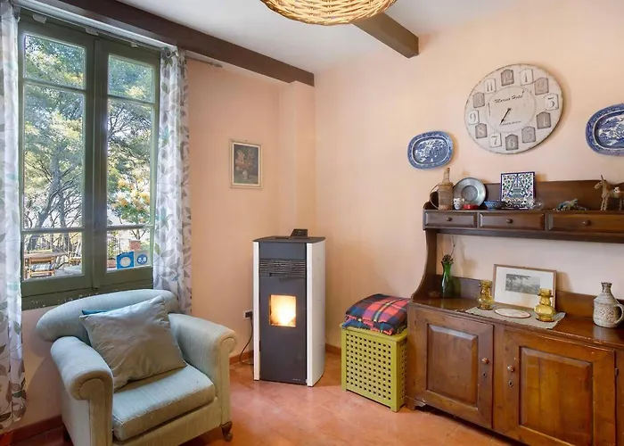 Torre Alpicella Holiday Home, a scenic escape!