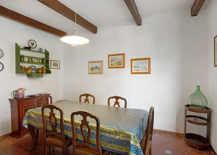 Torre Alpicella Holiday Home, a scenic escape! Diano Marina