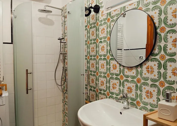 Casa vacanze Torre Alpicella Holiday Home, a scenic escape! *