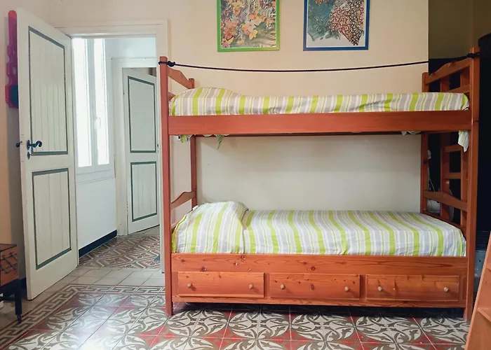 Casa vacanze Torre Alpicella Holiday Home, a scenic escape! Diano Marina