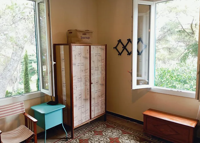 Torre Alpicella Holiday Home, a scenic escape! *