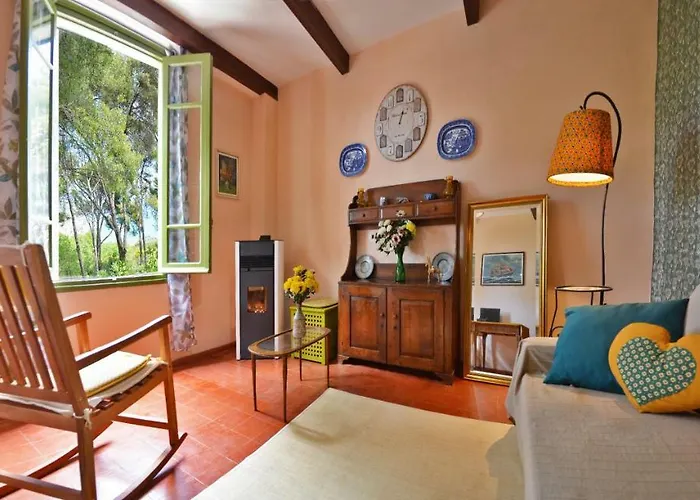 Torre Alpicella Holiday Home, a scenic escape! Diano Marina