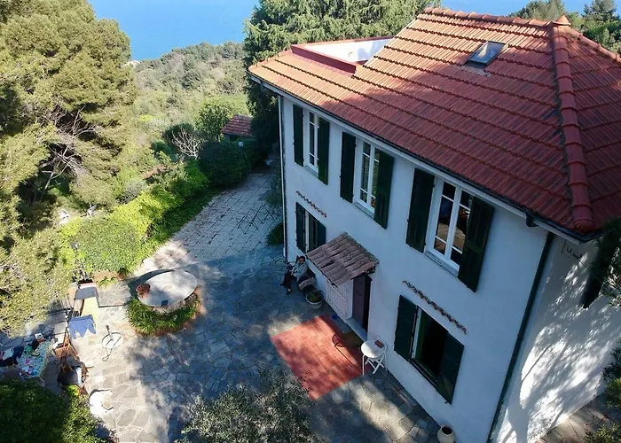 Torre Alpicella Holiday Home, a scenic escape! *